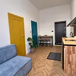 Apartment Stacja Fabryczna *